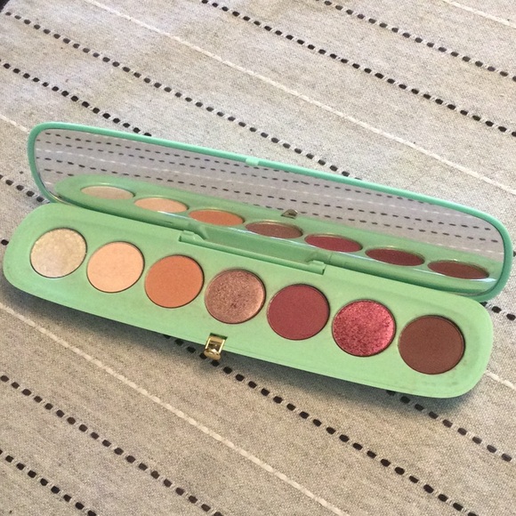 MARC JACOBS Eye-conic Multi finish eyeshadow palette in 880 CHERRIFIC - Picture 1 of 5